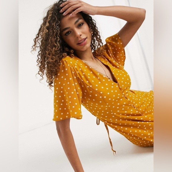 Size 6 polkadot, midi, button-down dress, mustard, yellow V-neck waist. ASOS - Picture 2 of 11